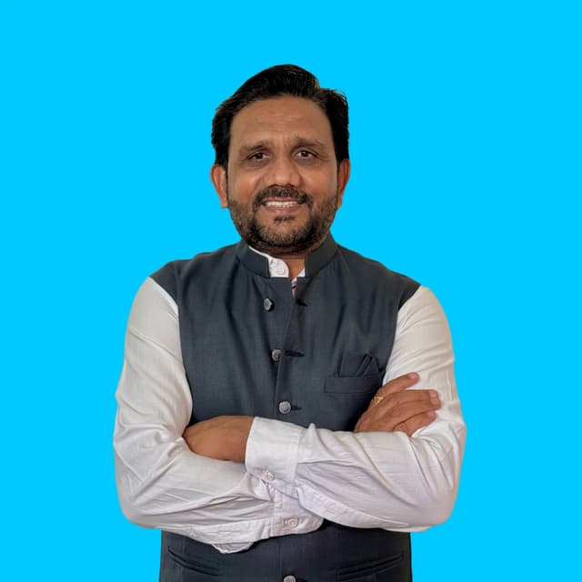 Portrait of Suresh Patel